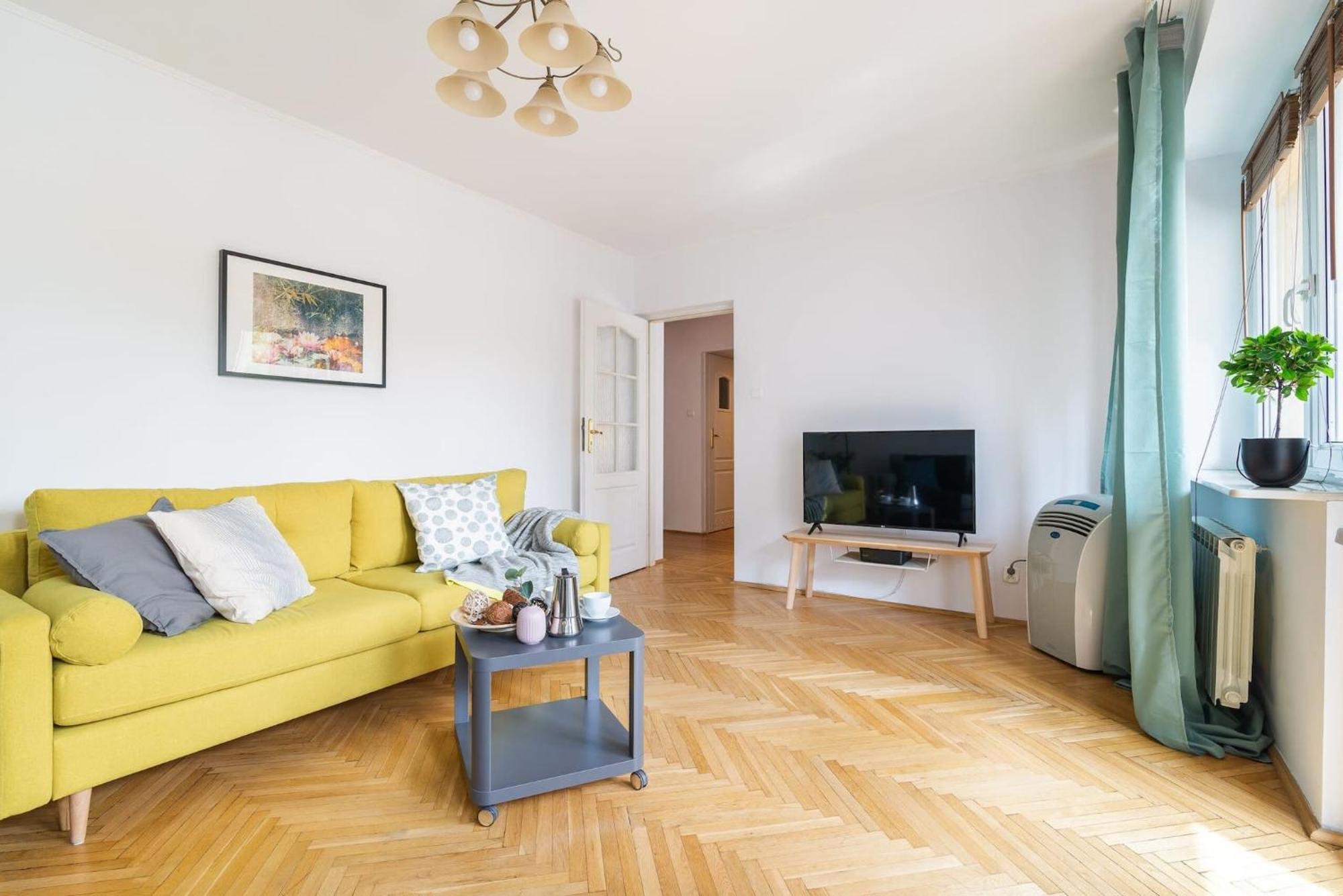 Smolna 8 - Warm Apartment With Balcony By Noclegi Renters Warsaw Exterior photo