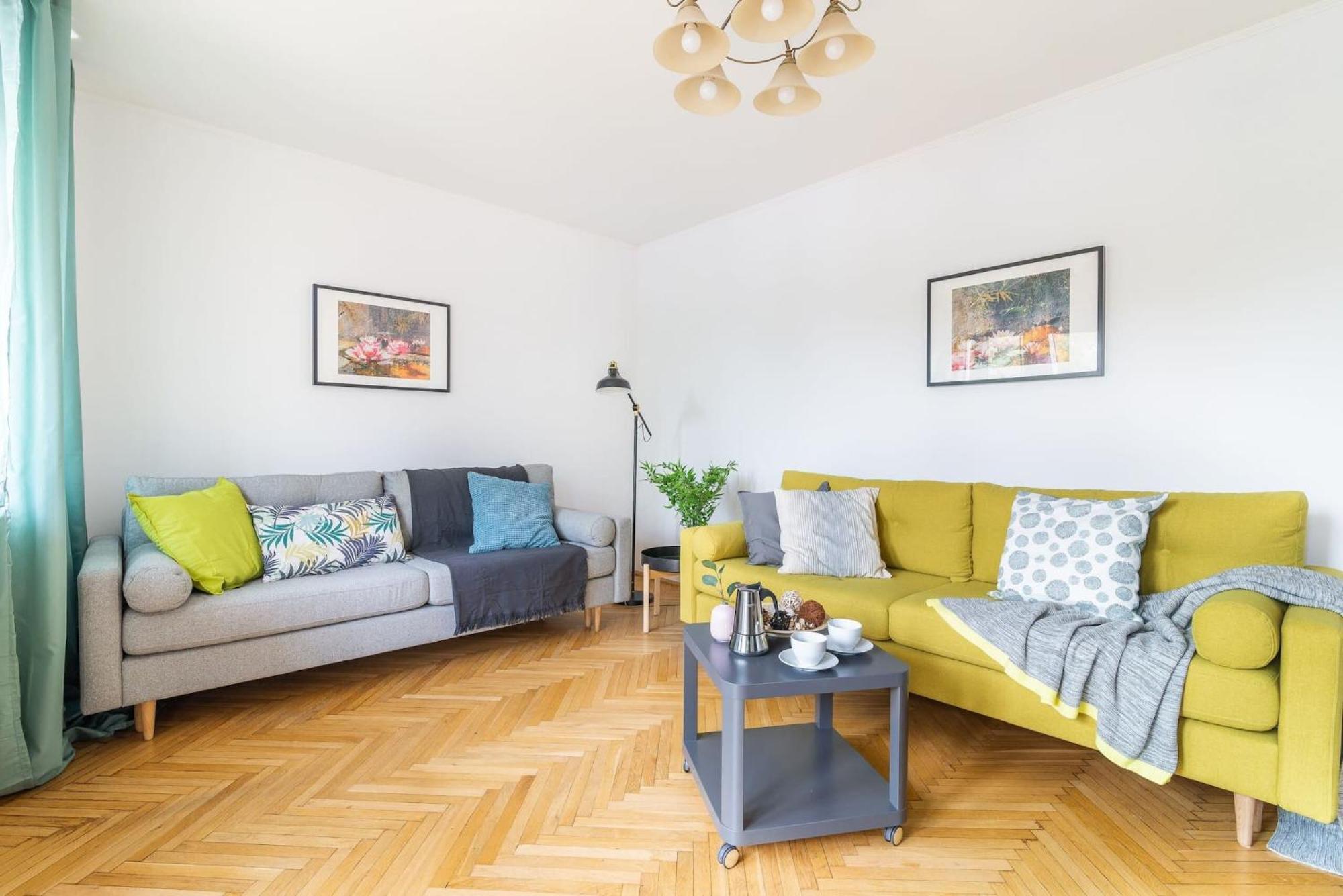 Smolna 8 - Warm Apartment With Balcony By Noclegi Renters Warsaw Exterior photo