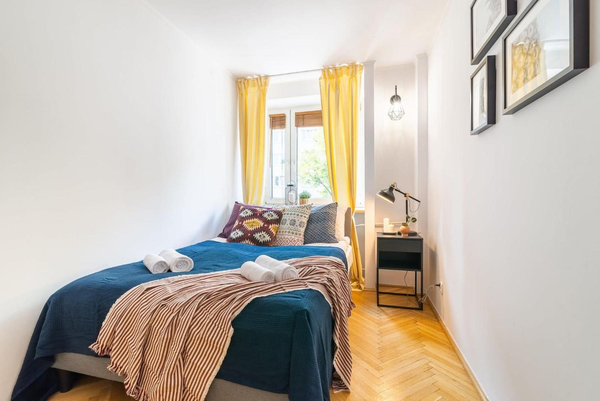 Smolna 8 - Warm Apartment With Balcony By Noclegi Renters Warsaw Exterior photo