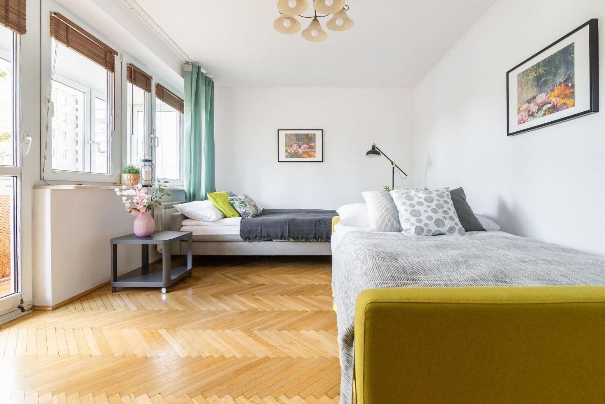 Smolna 8 - Warm Apartment With Balcony By Noclegi Renters Warsaw Exterior photo